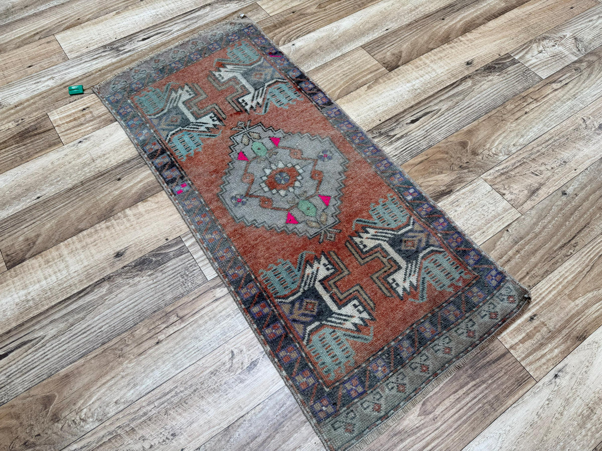 1'6"x3'5" Vintage Terracotta Hand-Knotted Wool Accent Turkish Rug