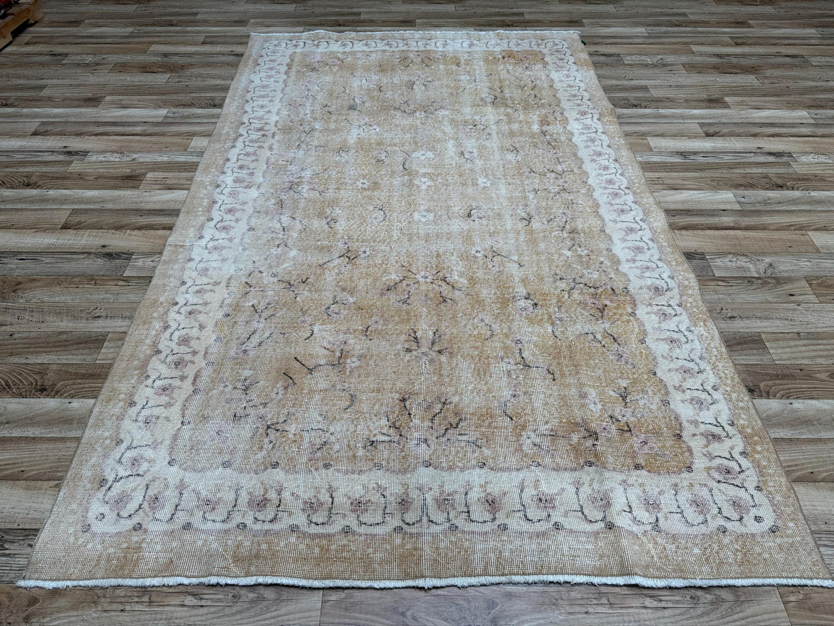 5'11"x10'0" Vintage Golden Beige Hand-Knotted Wool Turkish Rug