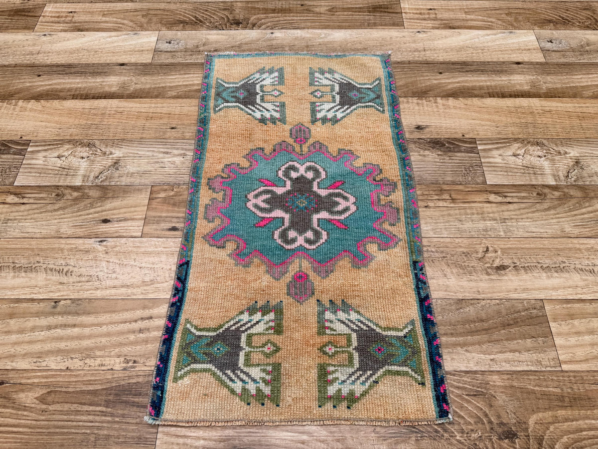 1'6"x2'9" Vintage Camel Beige Hand-Knotted Wool Accent Turkish Rug