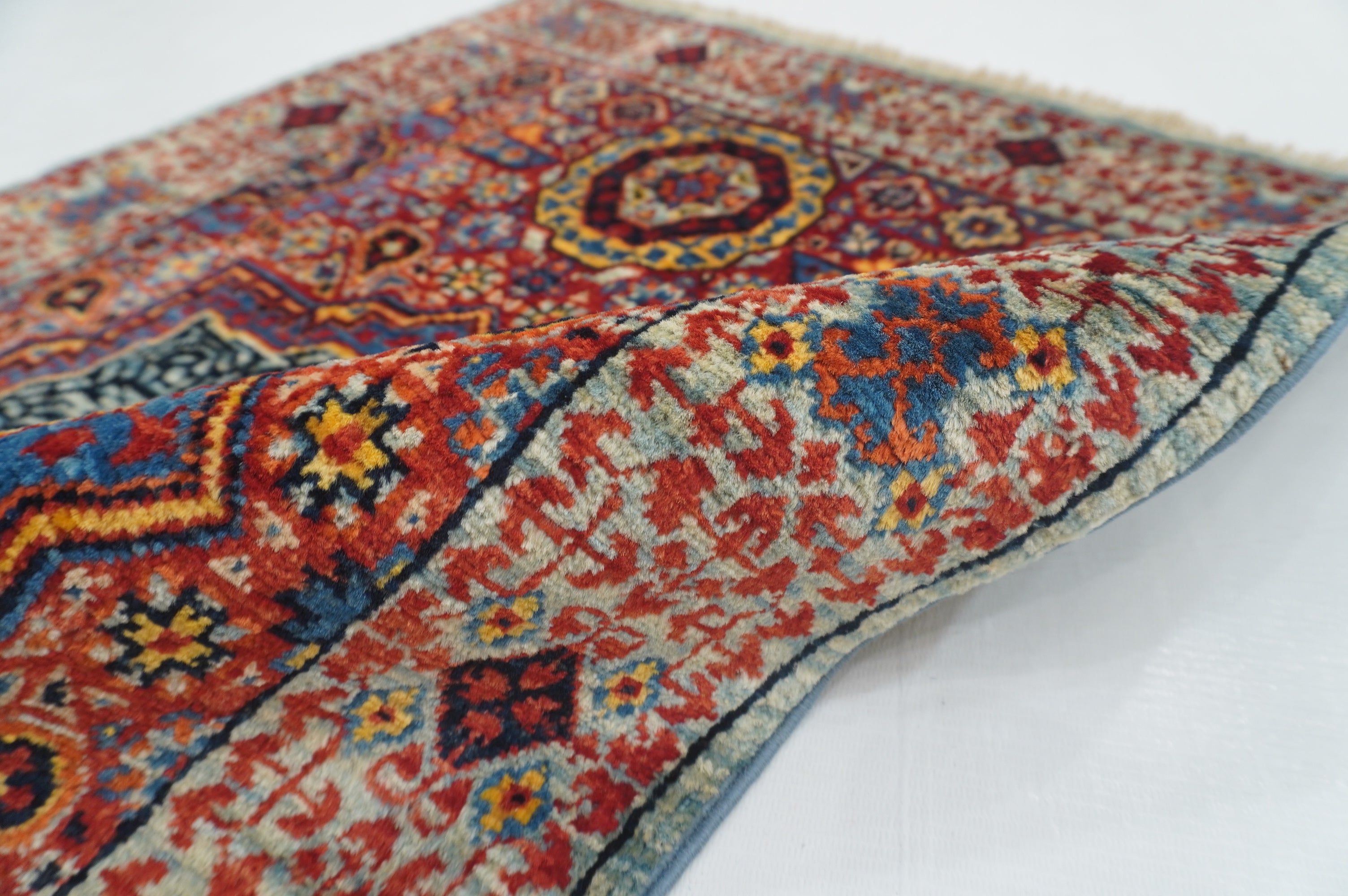 2' x 3' Red Blue Turkish Mamluk Hand Medallion Accent Rug - Yildiz Rugs