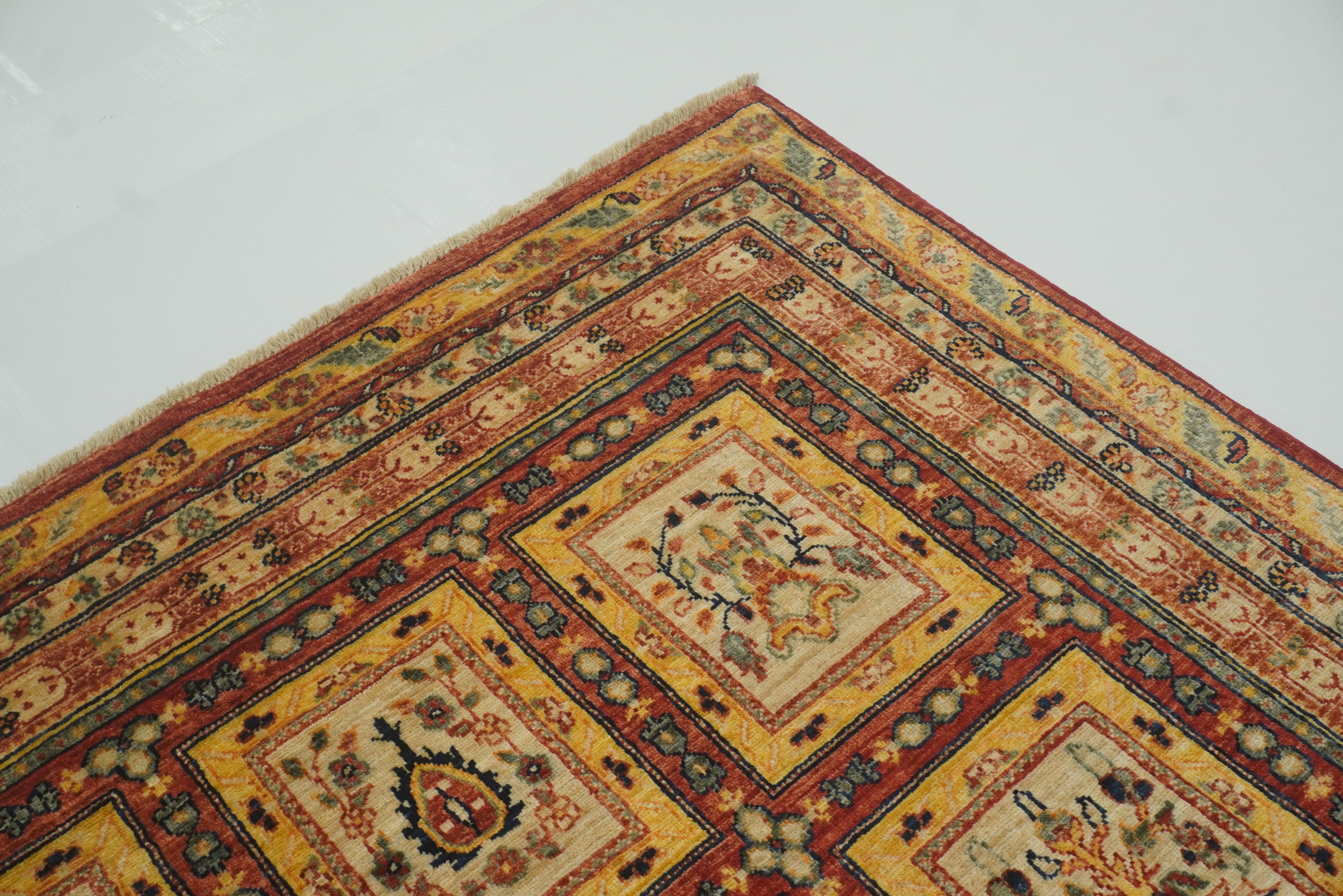 5x7 Red Bakhtiar Afghan Hand-Knotted Oriental Rug - Yildiz Rugs