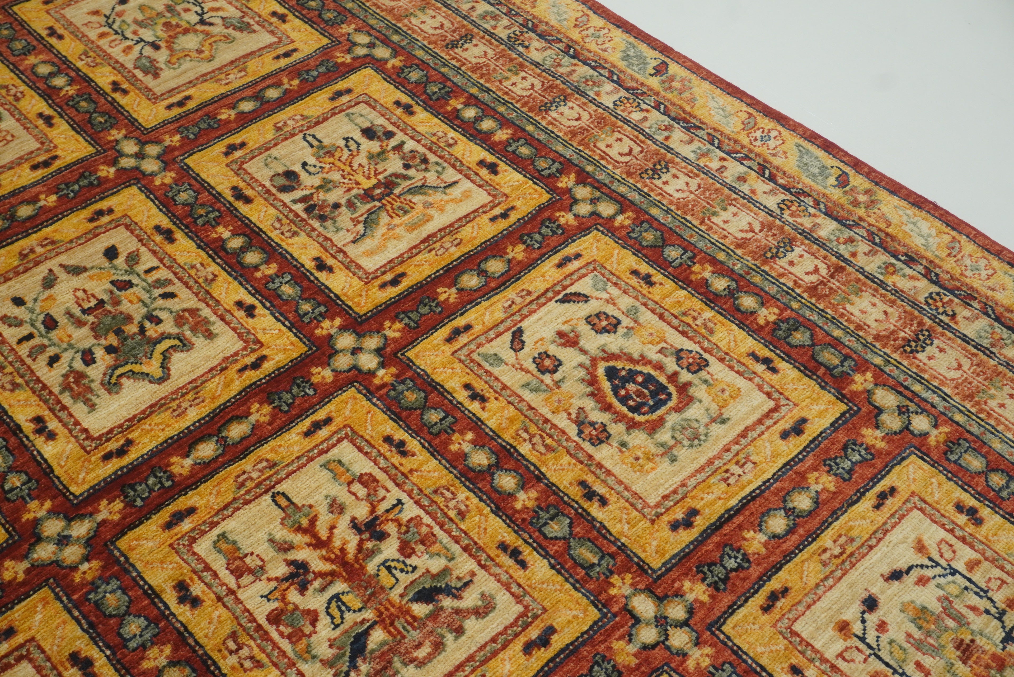5x7 Red Bakhtiar Afghan Hand-Knotted Oriental Rug - Yildiz Rugs