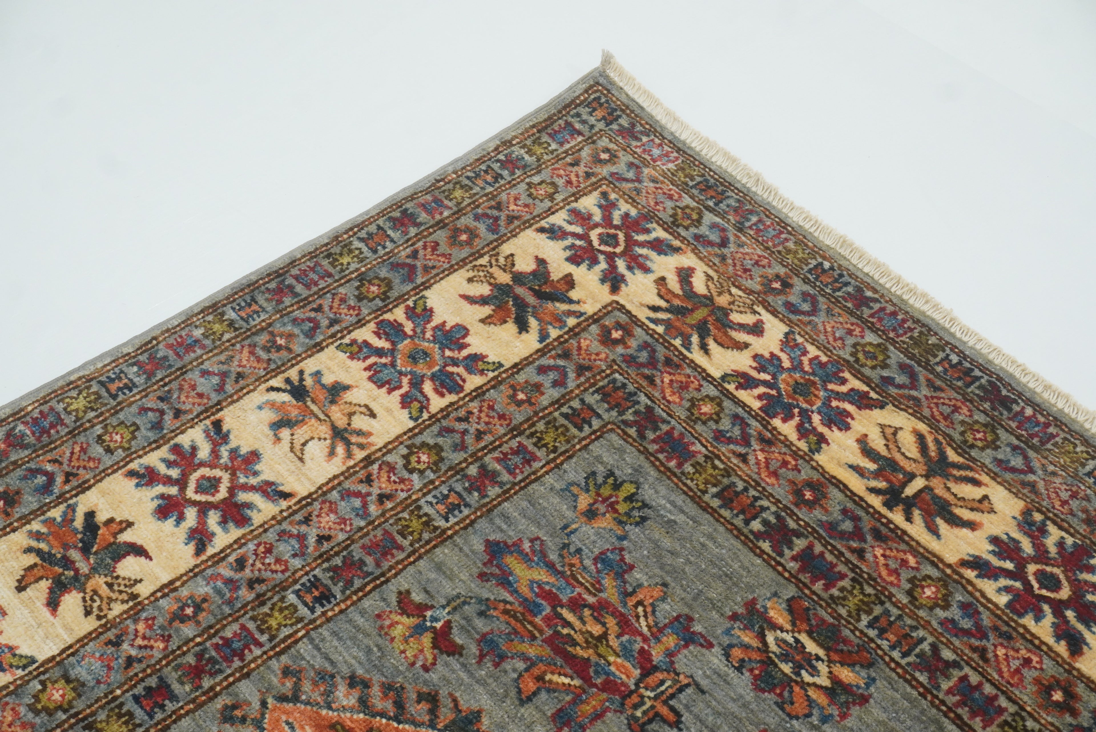 5x7 Gray Kazak Hand Knotted Afghan Rug - Yildiz Rugs