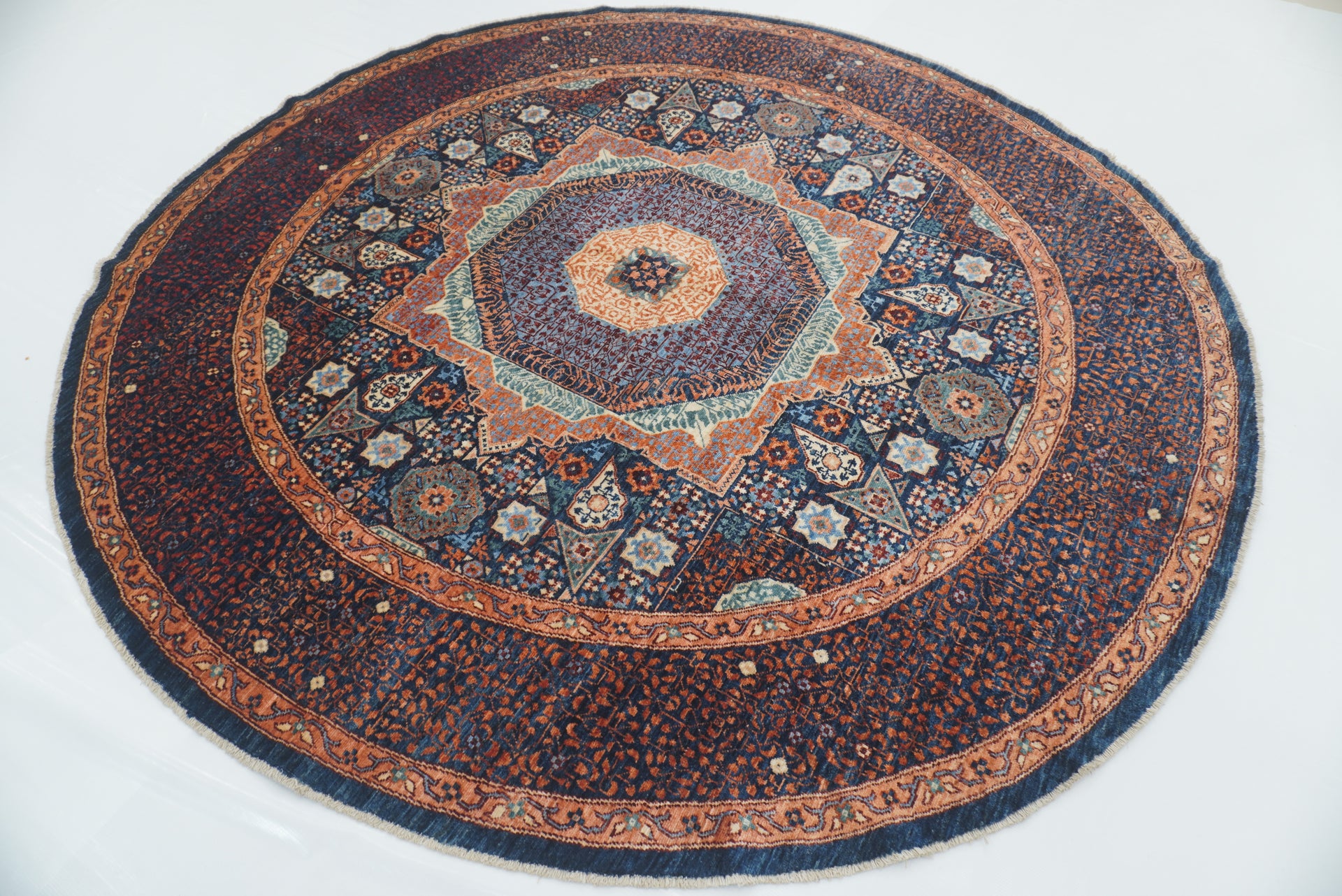 7'7"x7'9" Navy Blue Hand Knotted Mamluk Round Rug