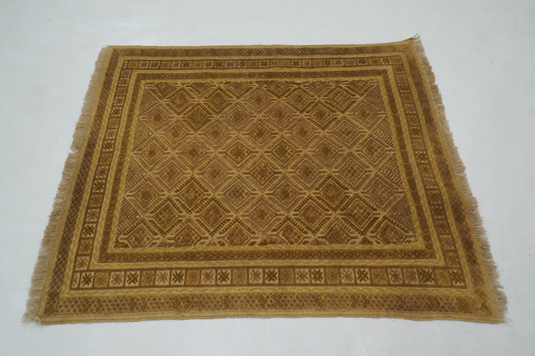 4x4 Brown Vintage Barjesta Afghan Hand Knotted Kilim Rug