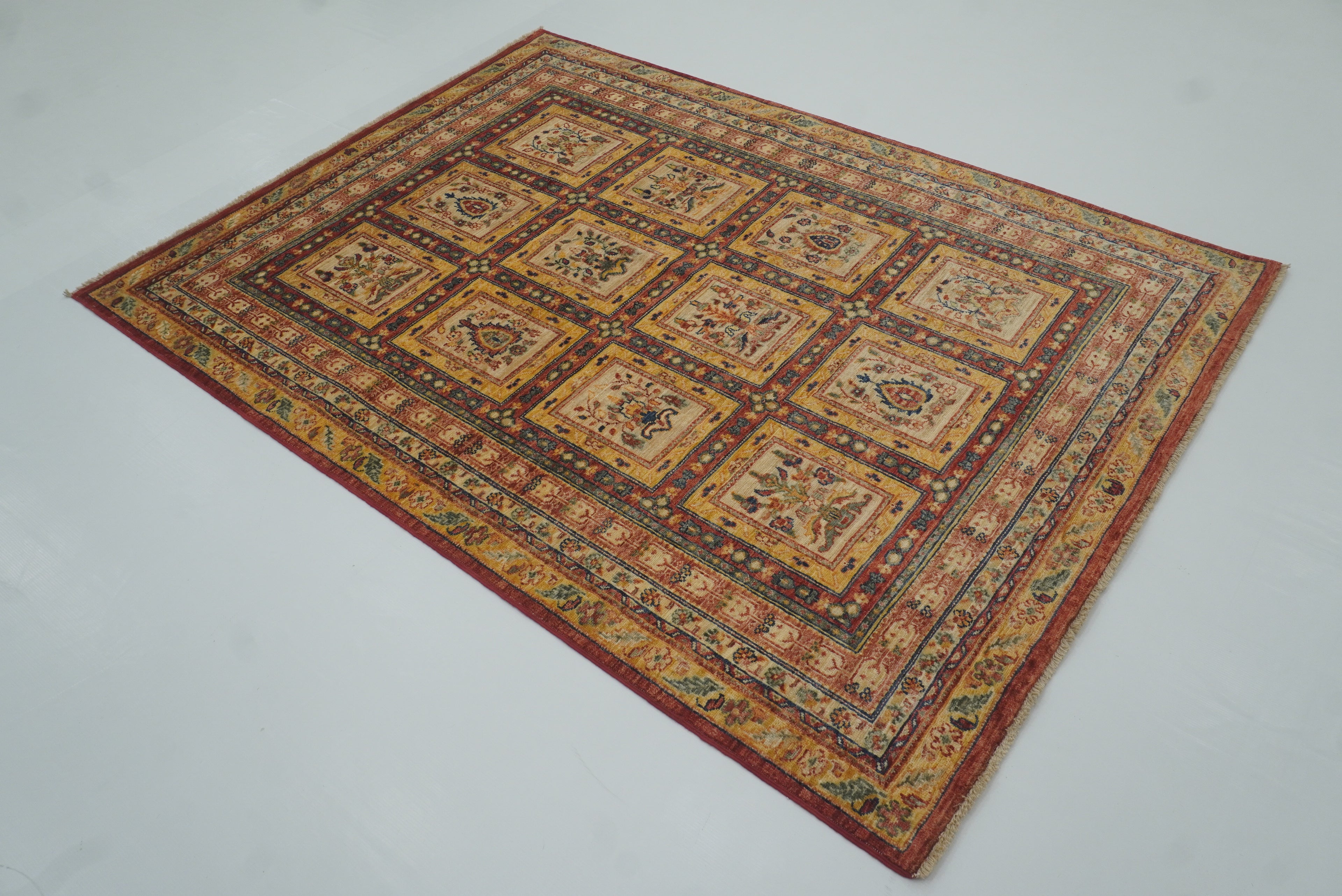 5x6 Red Beige Vintage Bakhtiar Afghan Hand knotted Rug - Yildiz Rugs