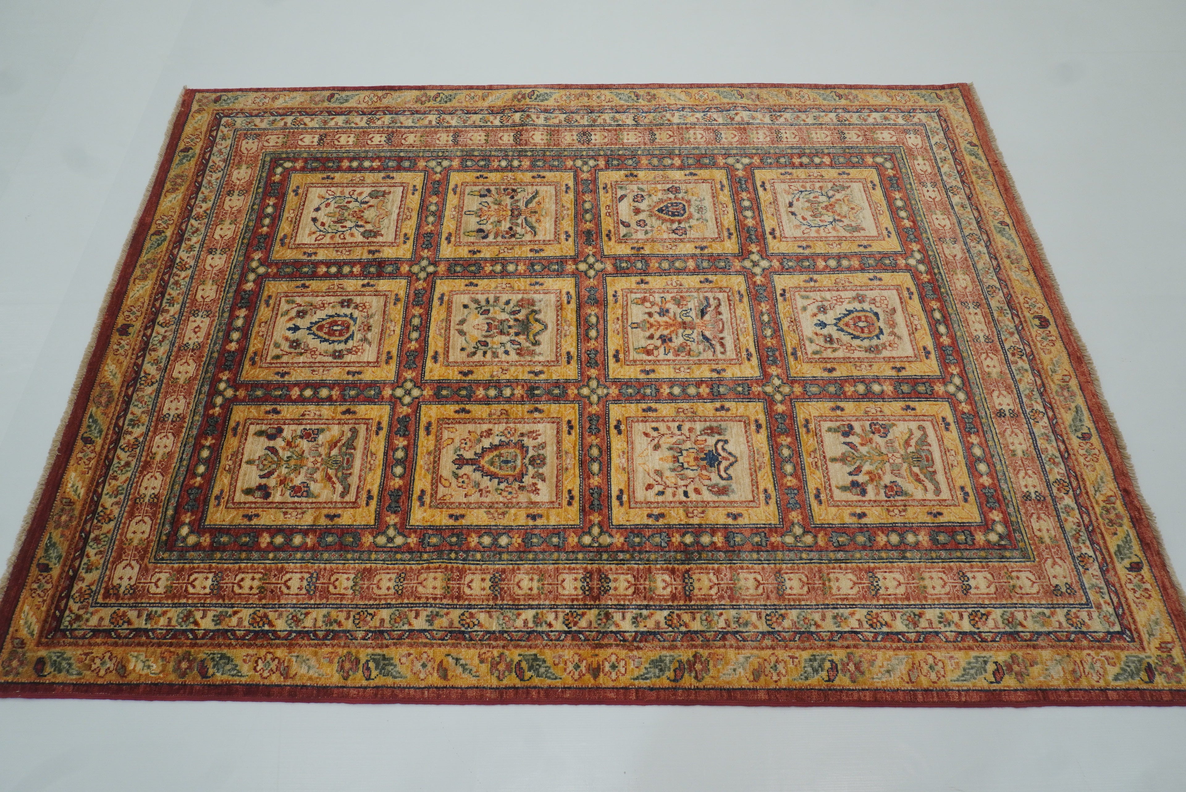 5x6 Red Beige Vintage Bakhtiar Afghan Hand knotted Rug - Yildiz Rugs