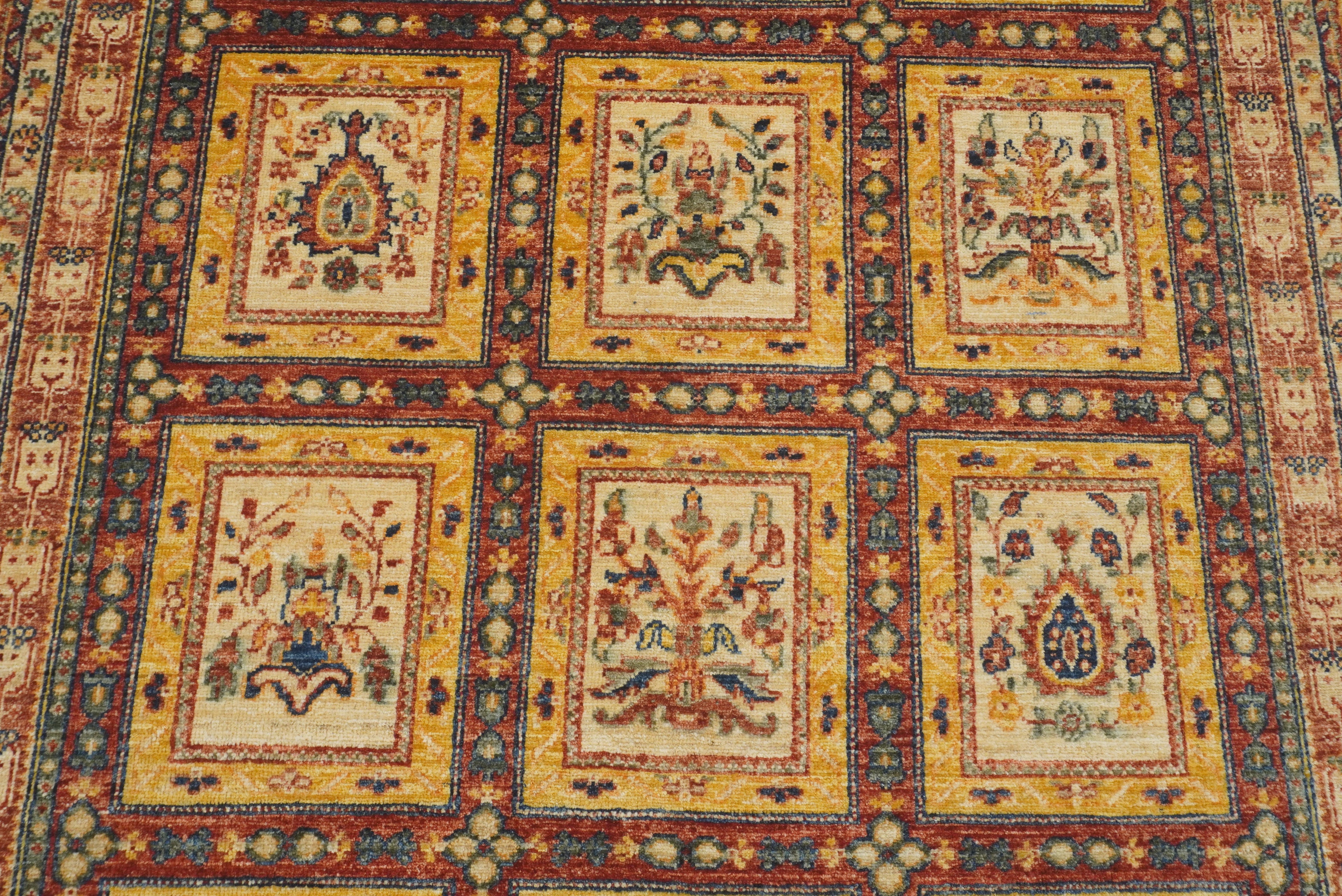 5x7 Red Beige Vintage Bakhtiar Afghan Hand knotted Rug - Yildiz Rugs