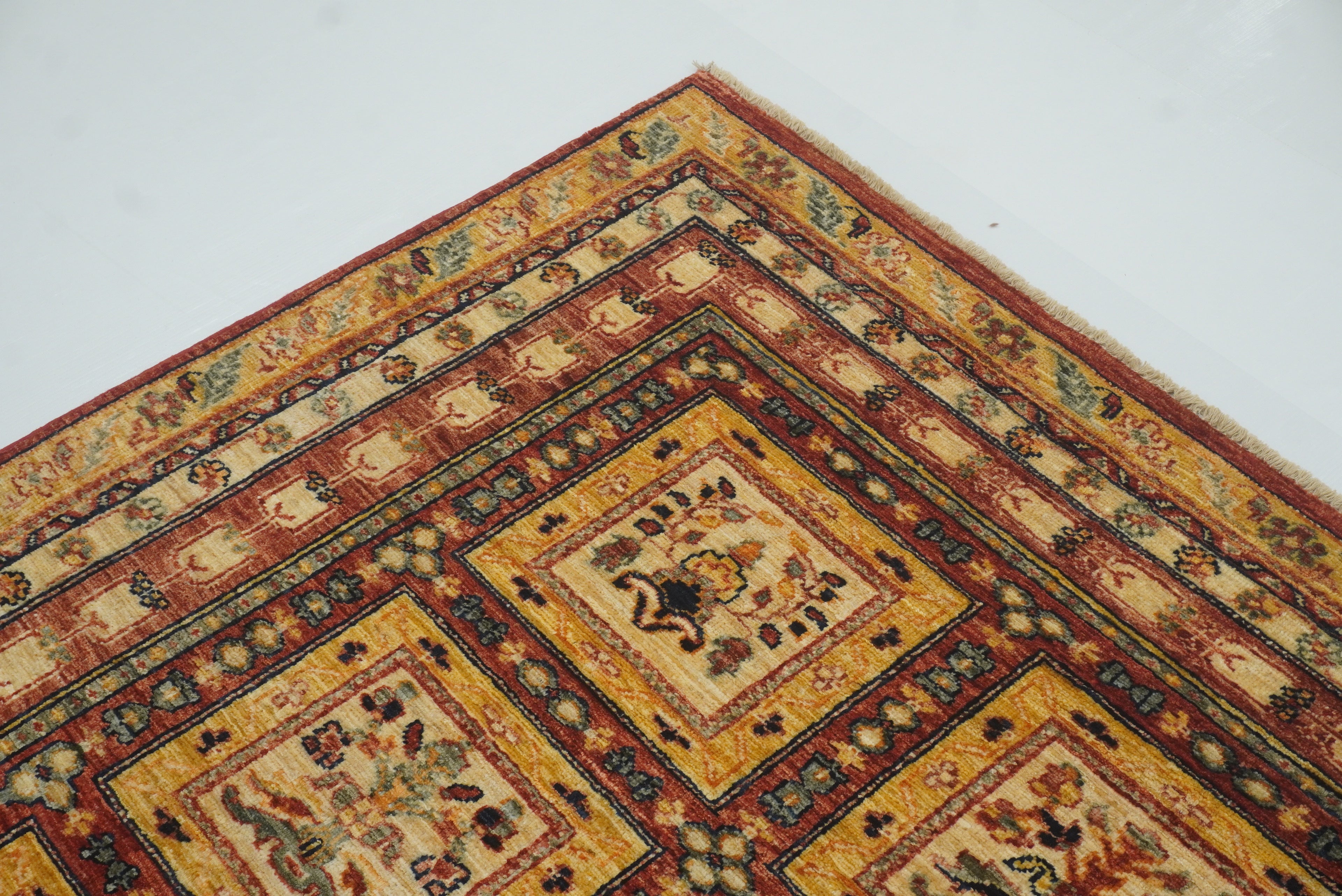 5x7 Beige Bakhtiar Afghan Hand-Knotted Oriental Rug - Yildiz Rugs