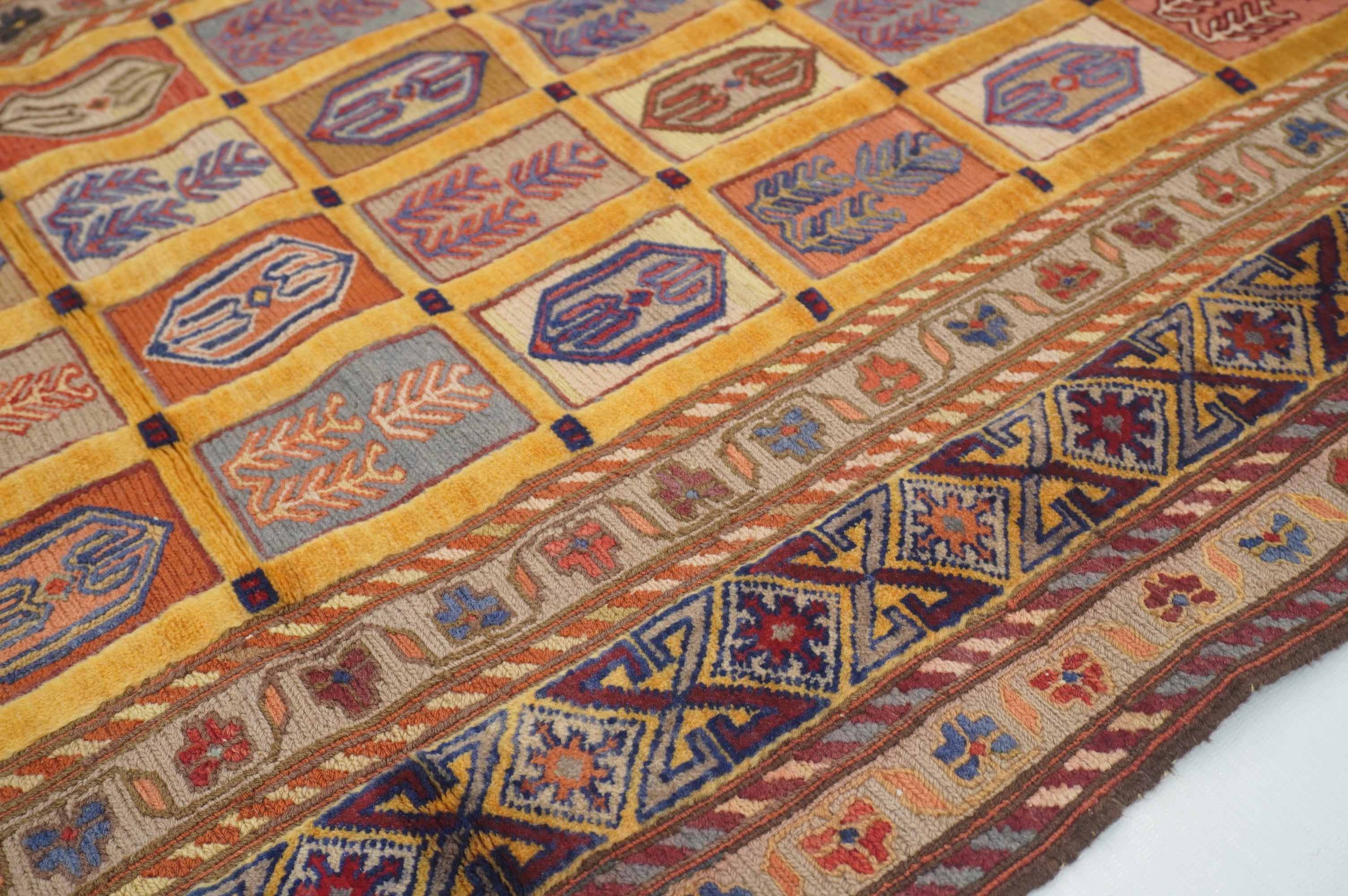 6 ft Gold Vintage Afghan High Low Hand Knotted / Woven Barjesta Kilim Runner Rug - Yildiz Rugs