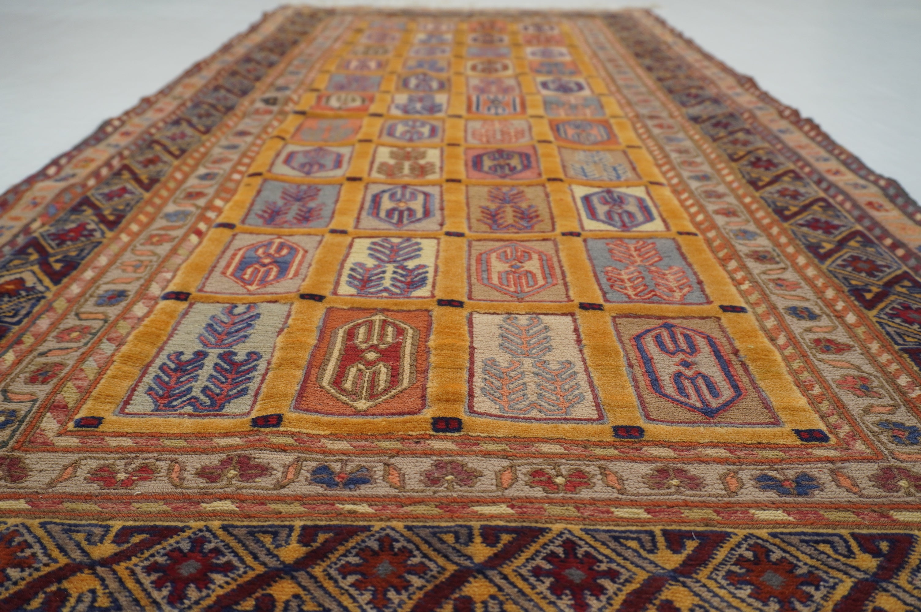6 ft Gold Vintage Afghan High Low Hand Knotted / Woven Barjesta Kilim Runner Rug - Yildiz Rugs