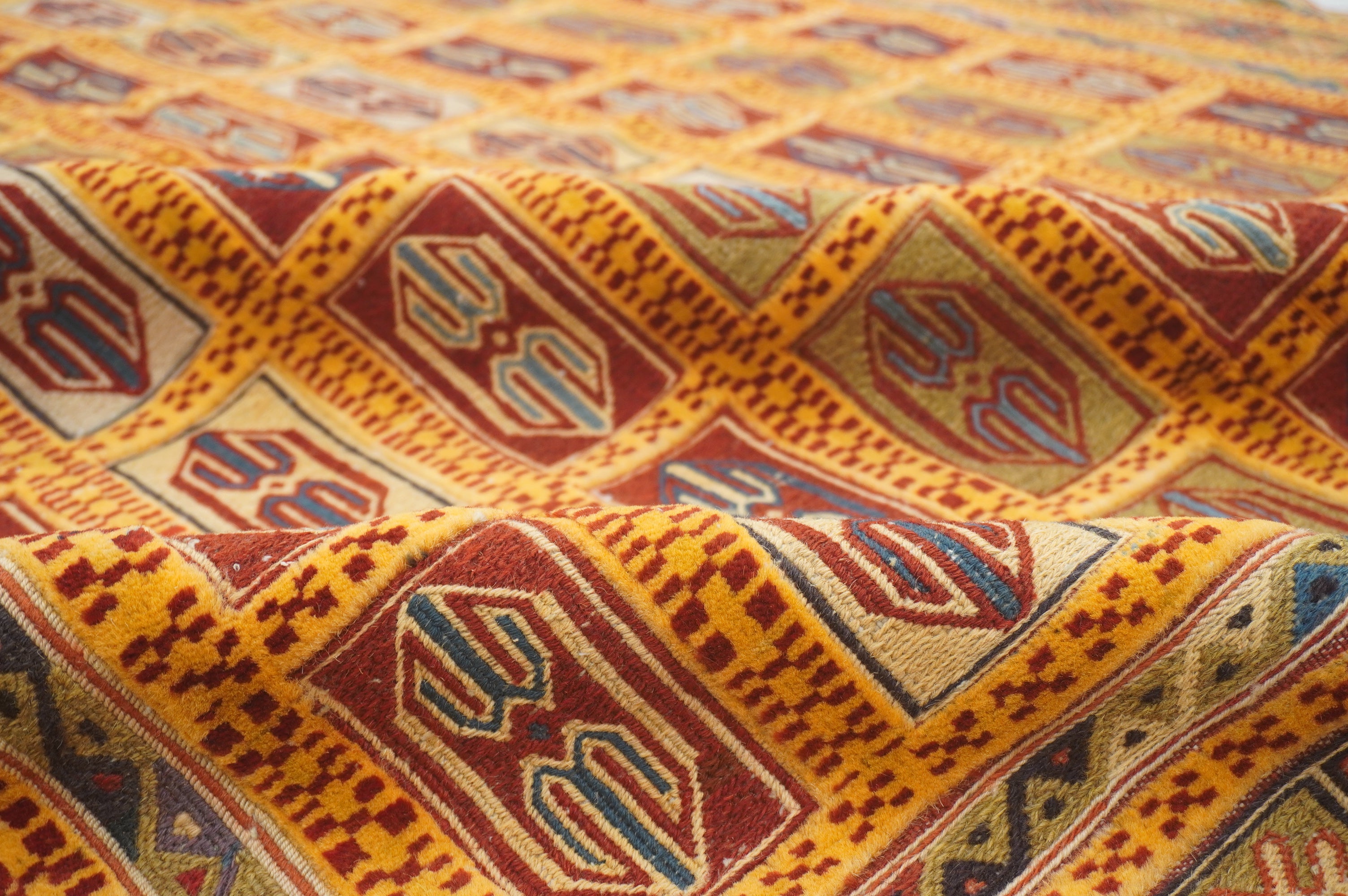 5x7 Vintage Barjesta Kilim Gold Afghan High Low Hand Knotted / Woven Rug - Yildiz Rugs