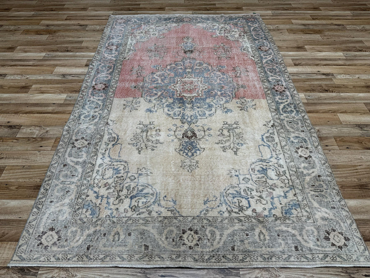 6'0"x9'6" Vintage Ivory Muted Rose Hand-Knotted Turkish Rug - Yildiz Rugs