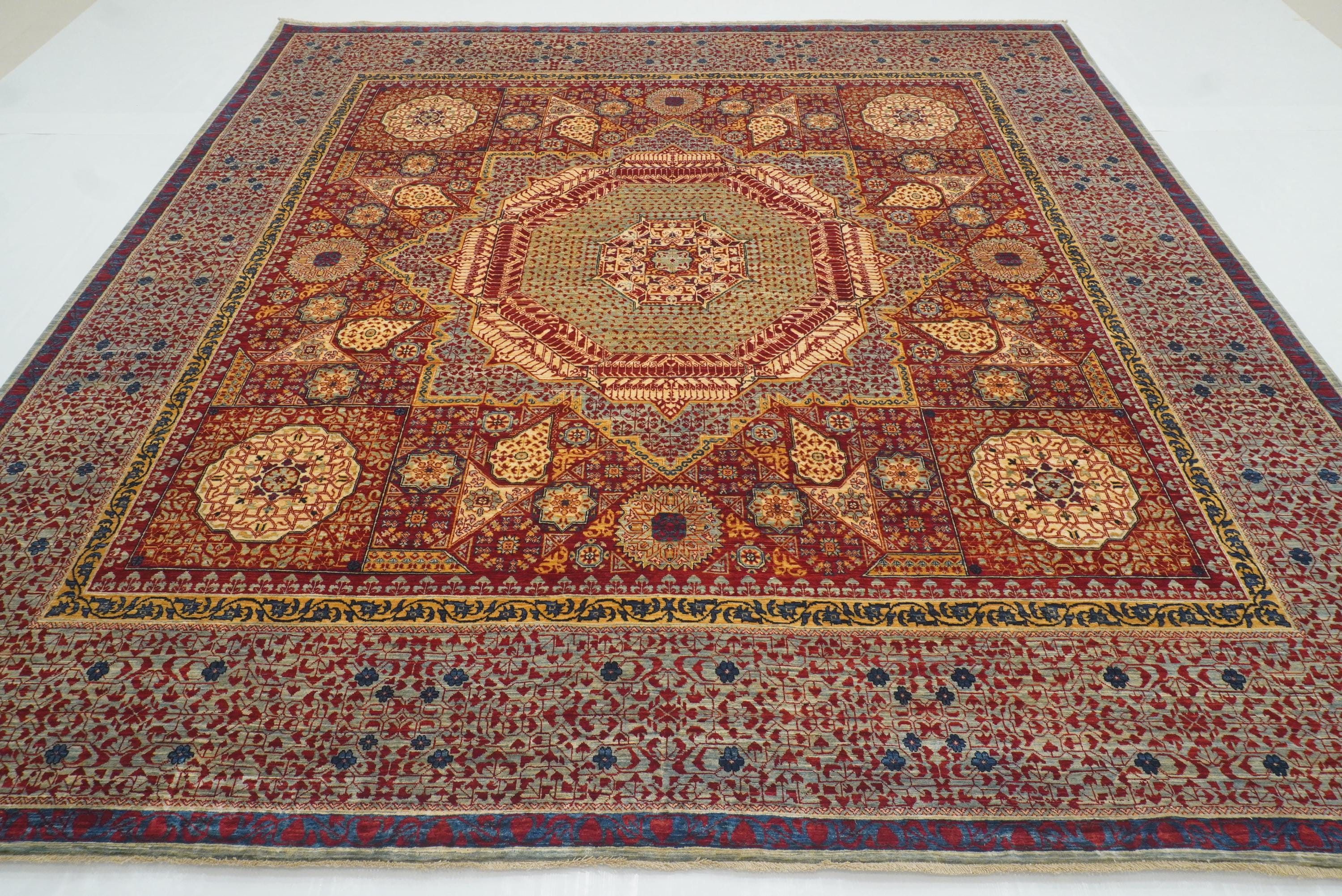 10x10 Red Mamluk Hand-Knotted Wool Medallion Square Rug - Yildiz Rugs