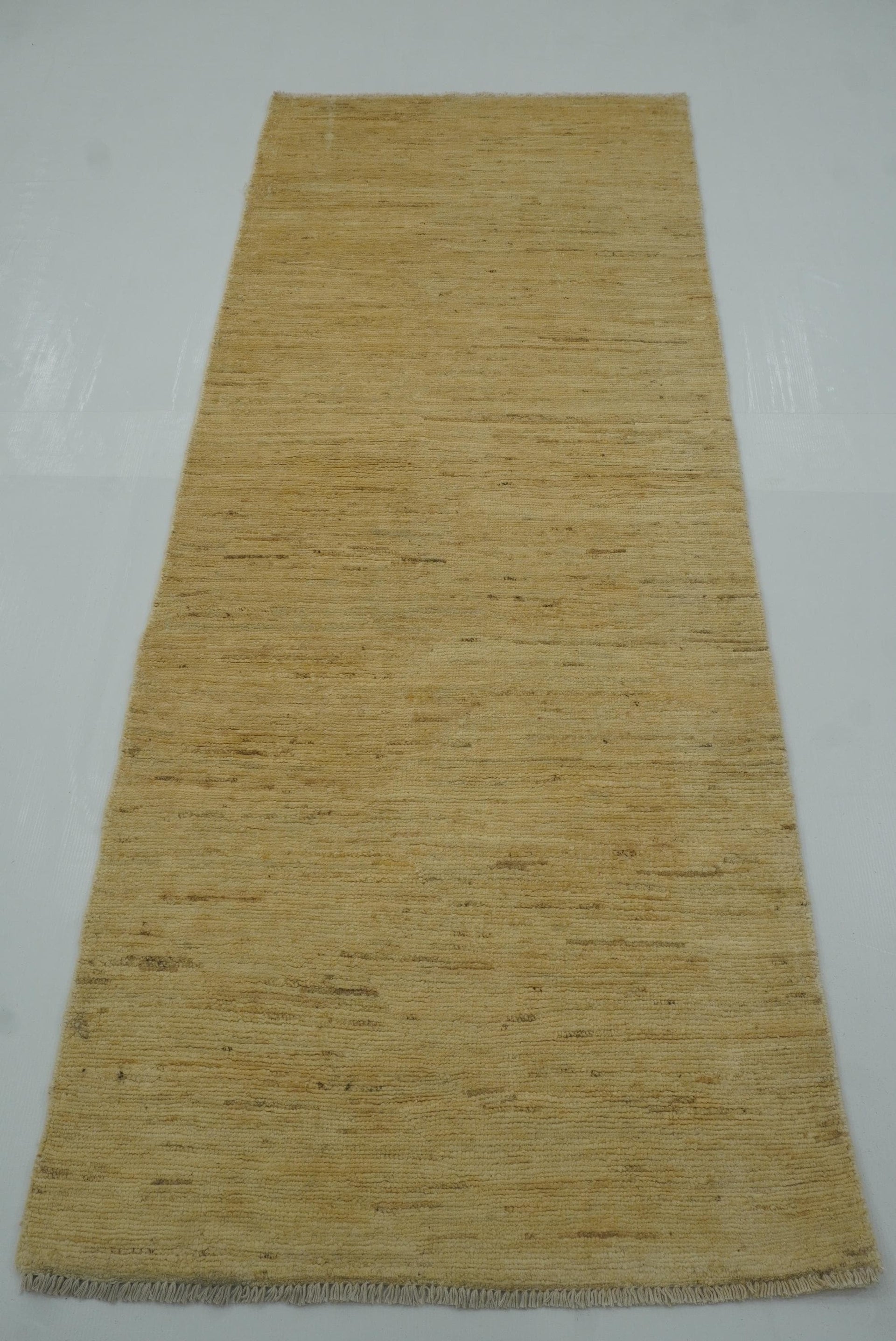 2'8"x7' Solid Gabbeh Gold Beige Afghan Hand Knotted Runner Rug