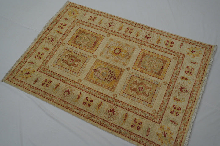 3x5 Vintage Bakhtiyar Muted Beige Persian Hand knotted wool rug - Yildiz Rugs