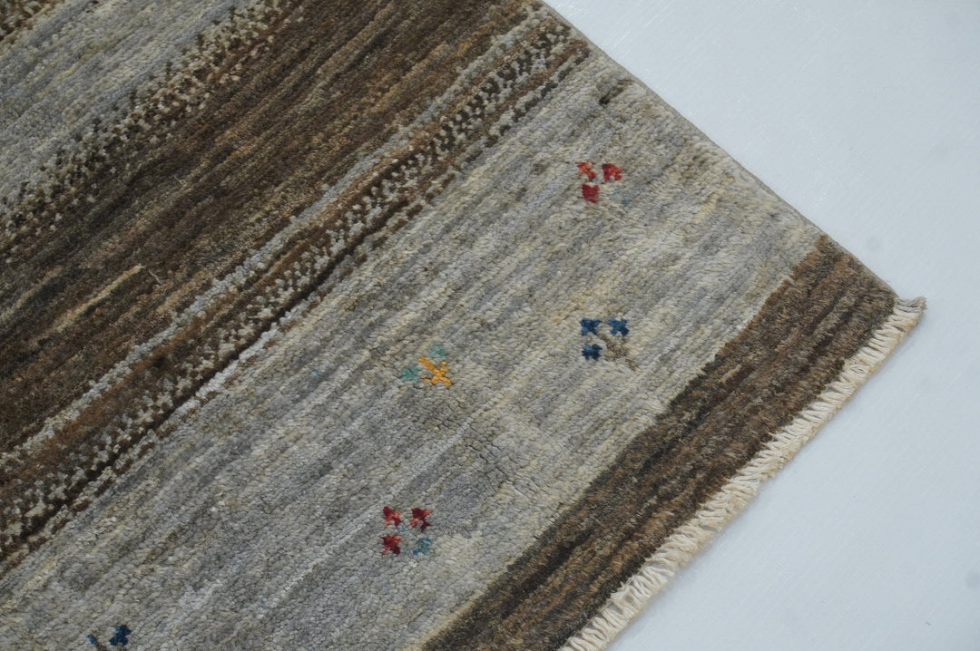 2x3 Gabbeh Gray Nomadic Tribal Landscape Hand knotted Accent Rug