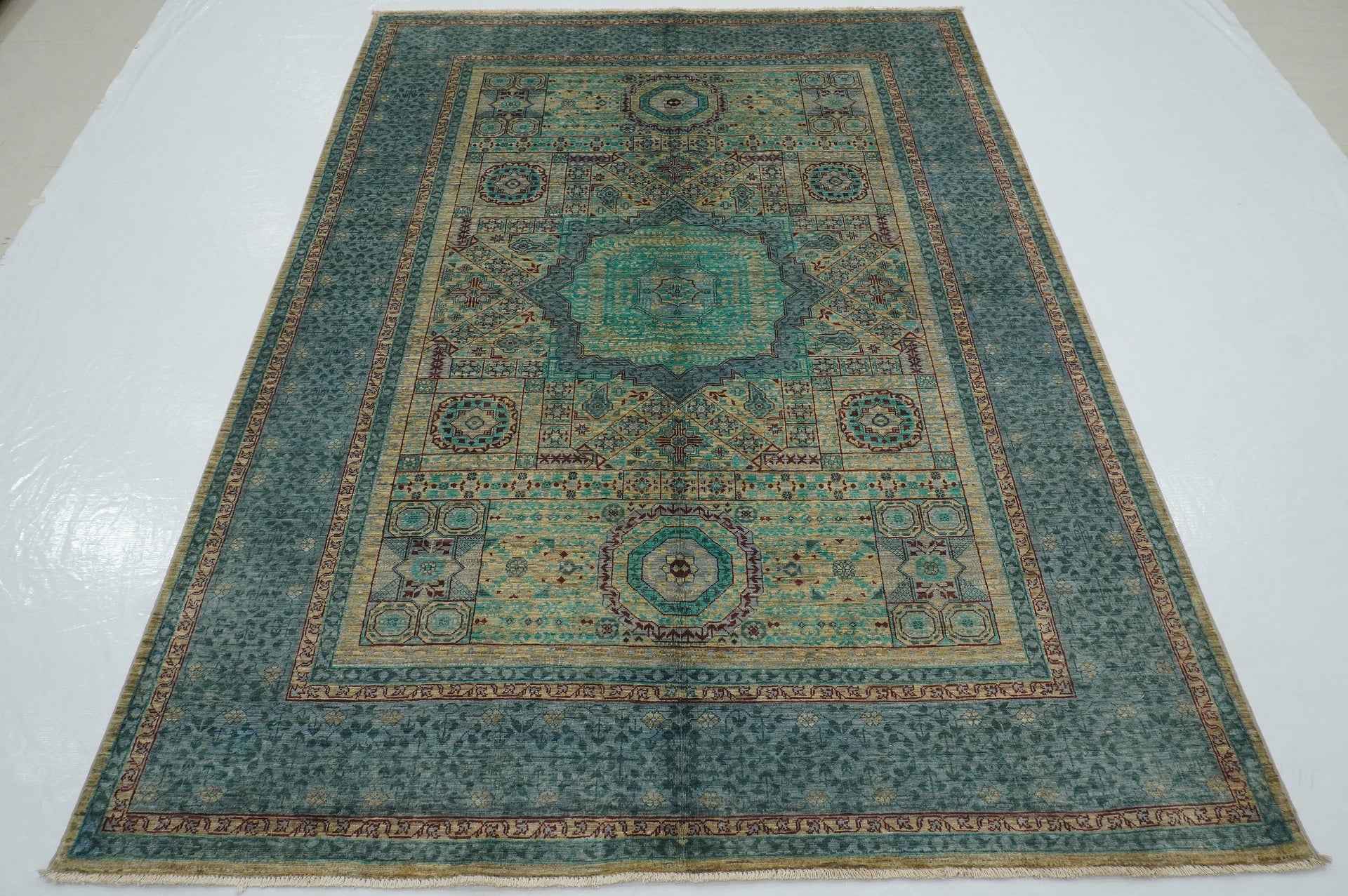 6x8 Mamluk Greenish Gray Turkish Hand Knotted Geometric Medallion Rug - Yildiz Rugs