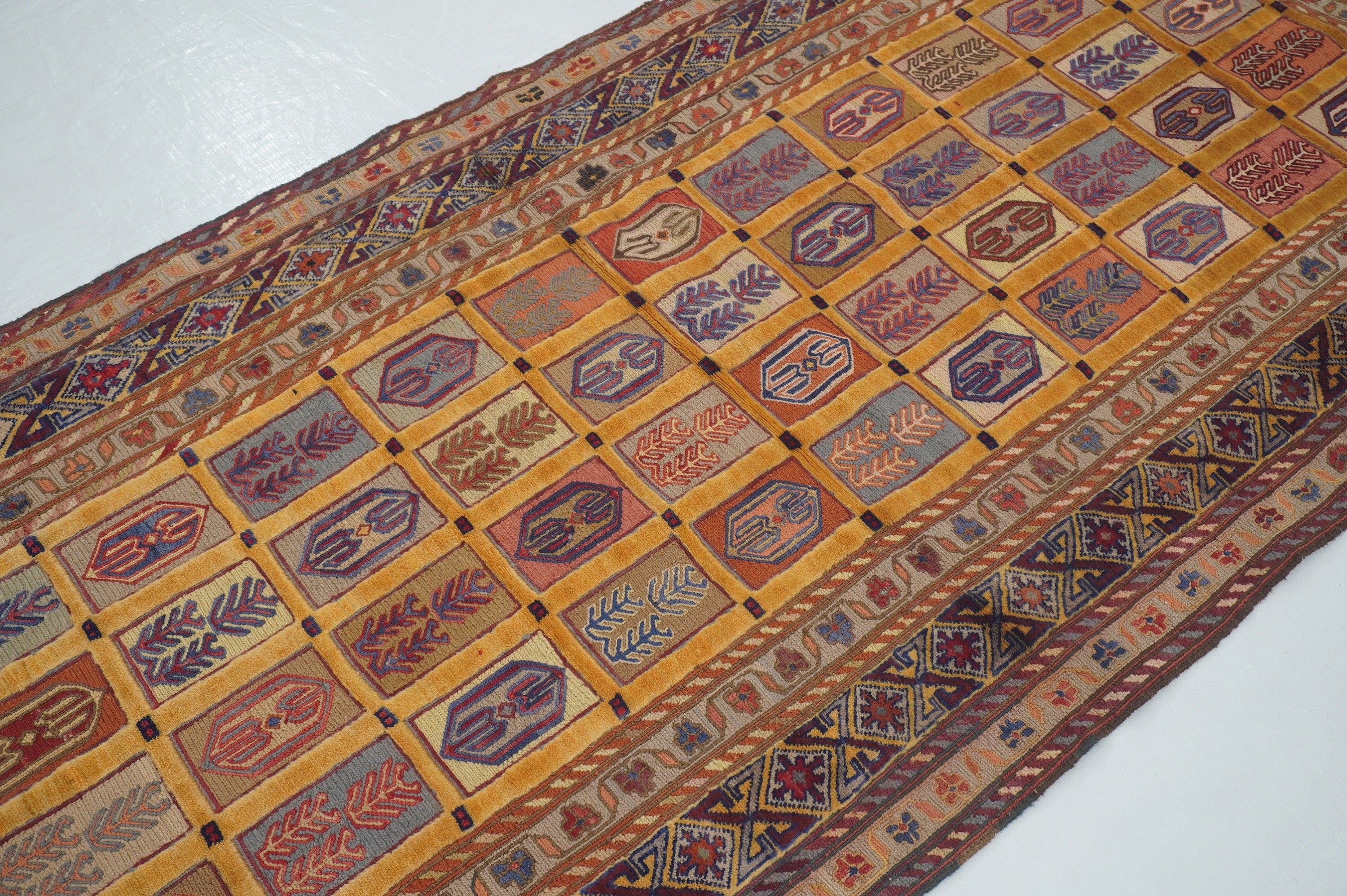 6 ft Gold Vintage Afghan High Low Hand Knotted / Woven Barjesta Kilim Runner Rug - Yildiz Rugs